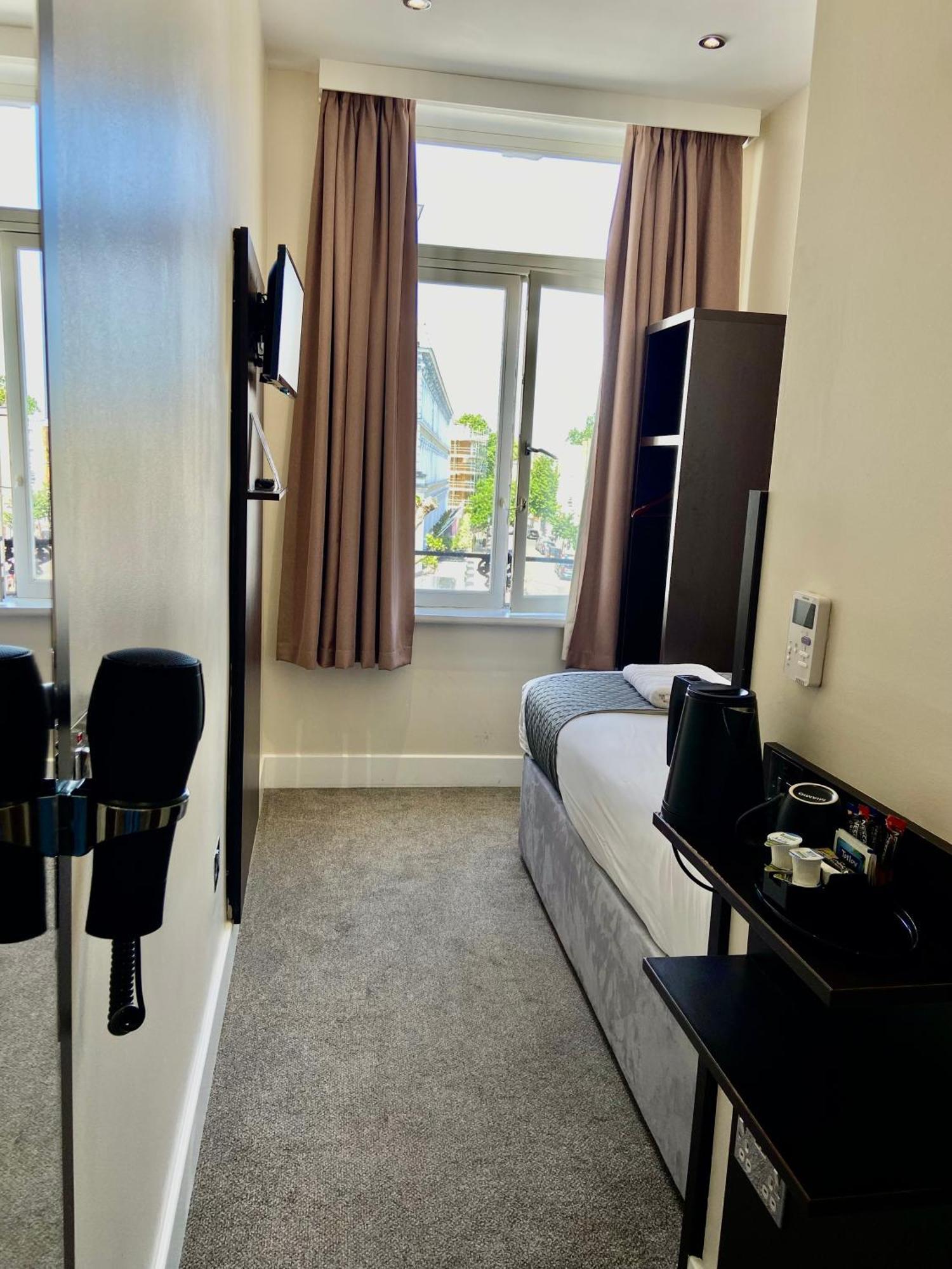Trebovir Hotel Londra Dış mekan fotoğraf