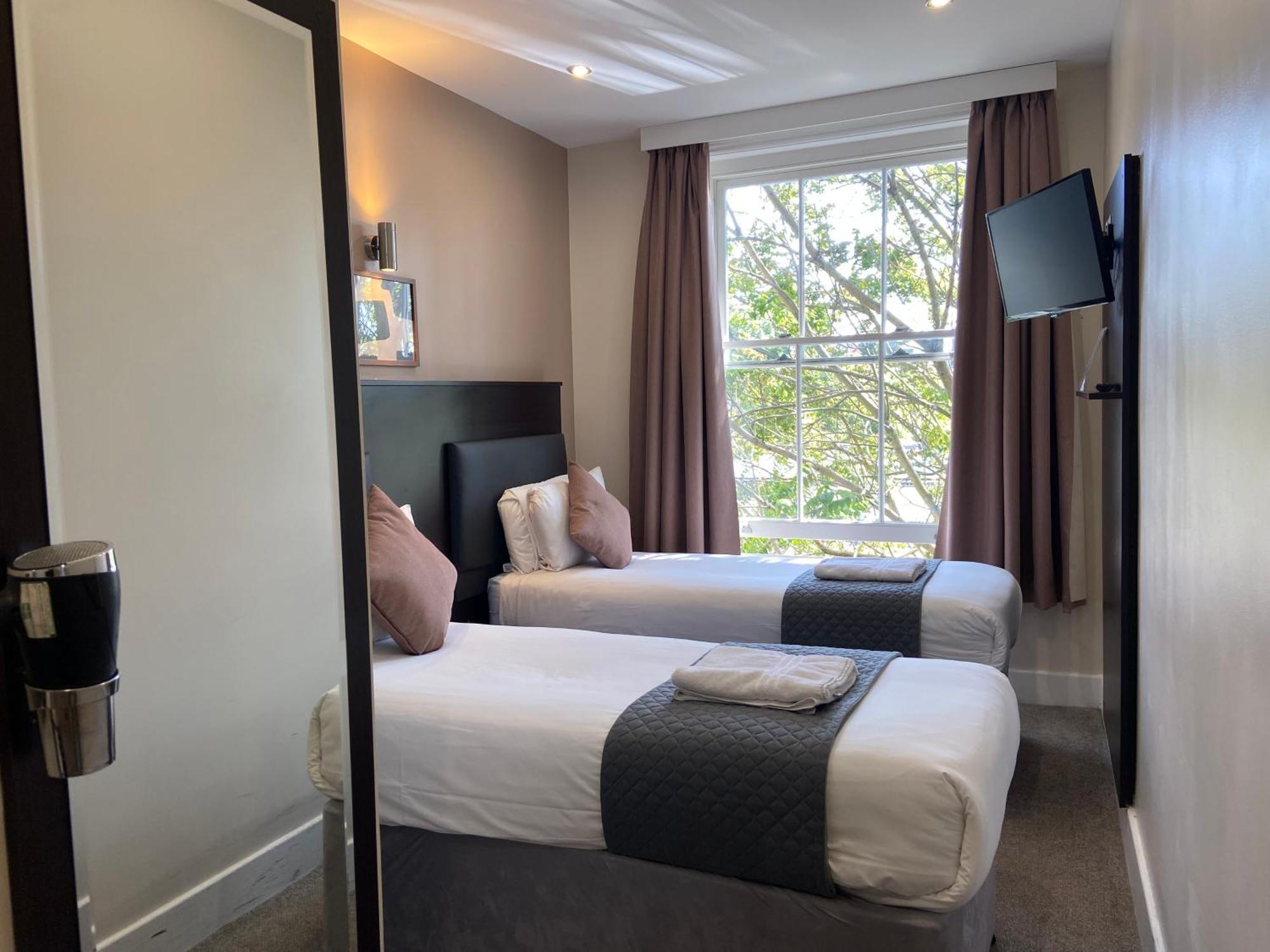 Trebovir Hotel Londra Dış mekan fotoğraf