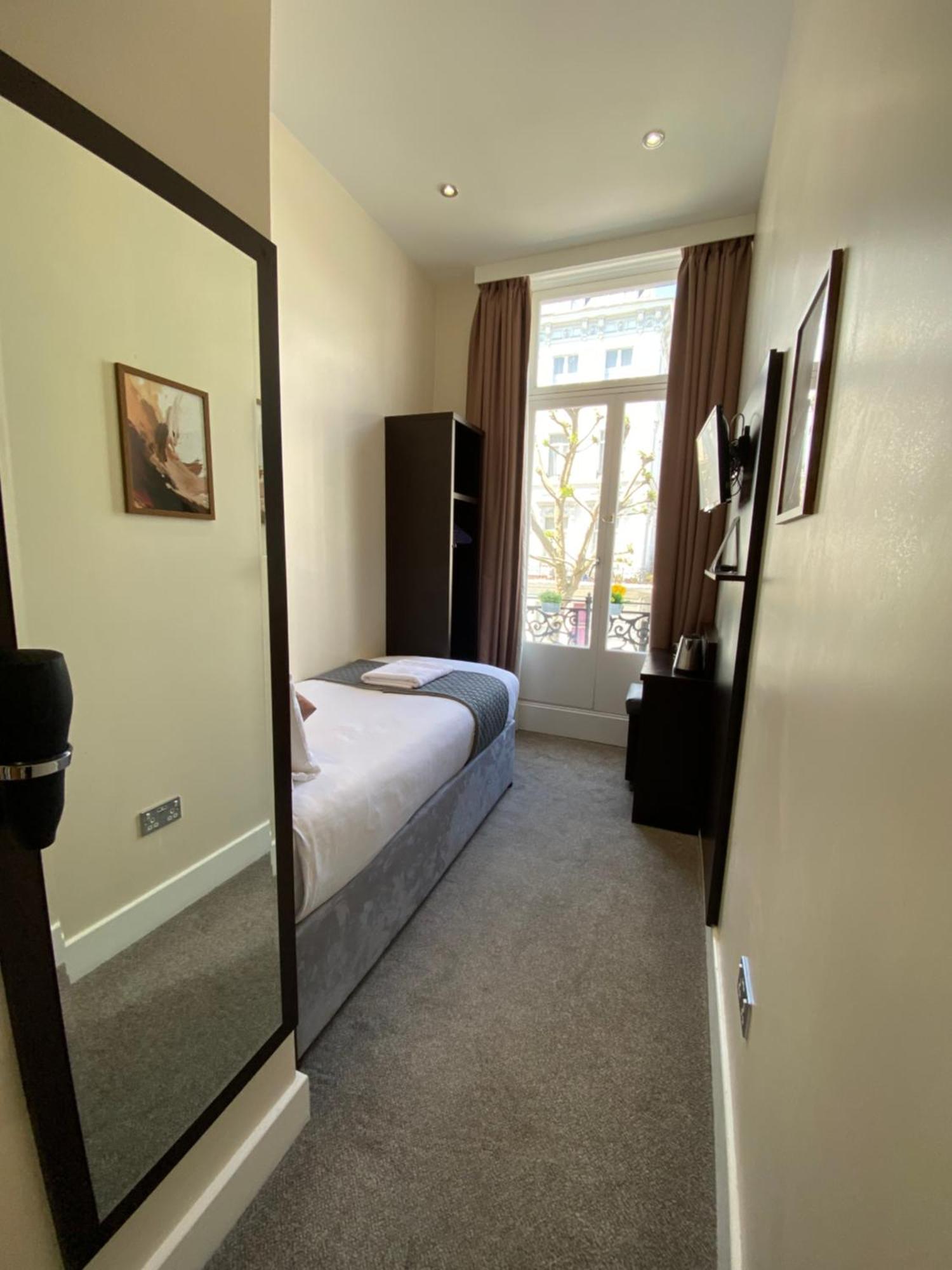 Trebovir Hotel Londra Dış mekan fotoğraf