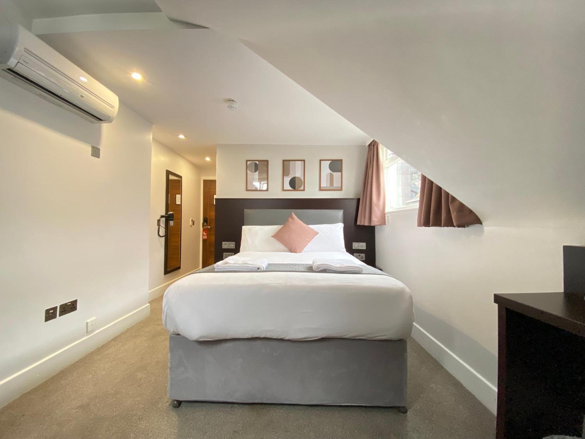 Trebovir Hotel Londra Dış mekan fotoğraf