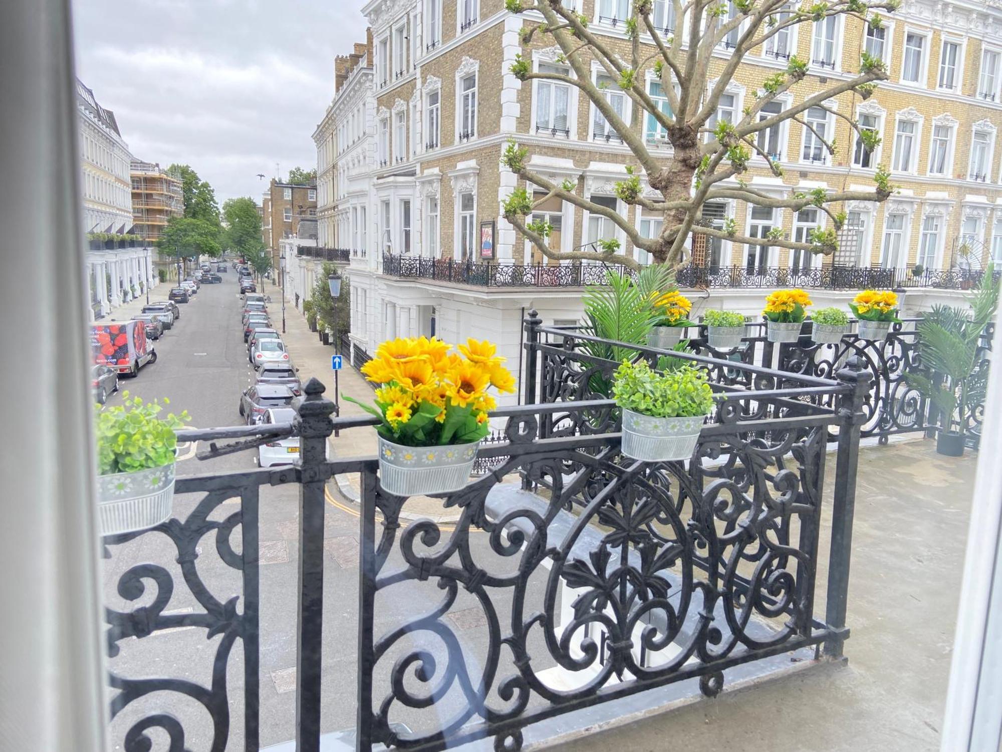 Trebovir Hotel Londra Dış mekan fotoğraf